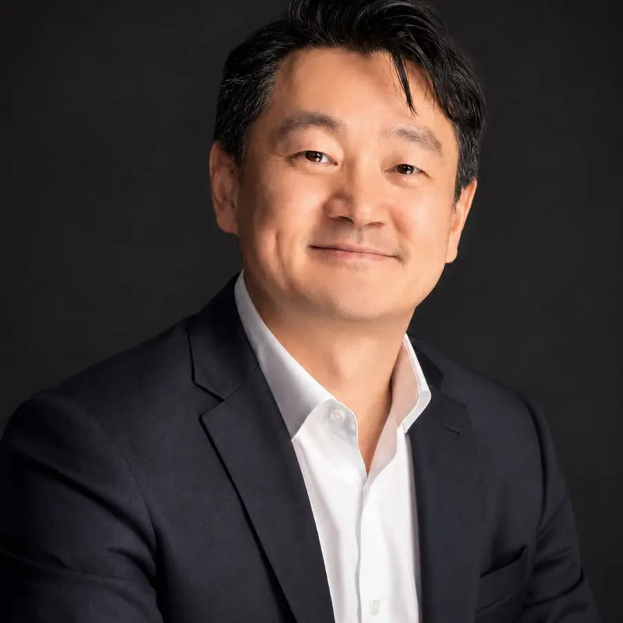 Portrait of Alex Jiang